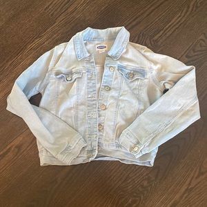 Girls Old Navy jean jacket, size 14 XL. Great condition no stains or rips.